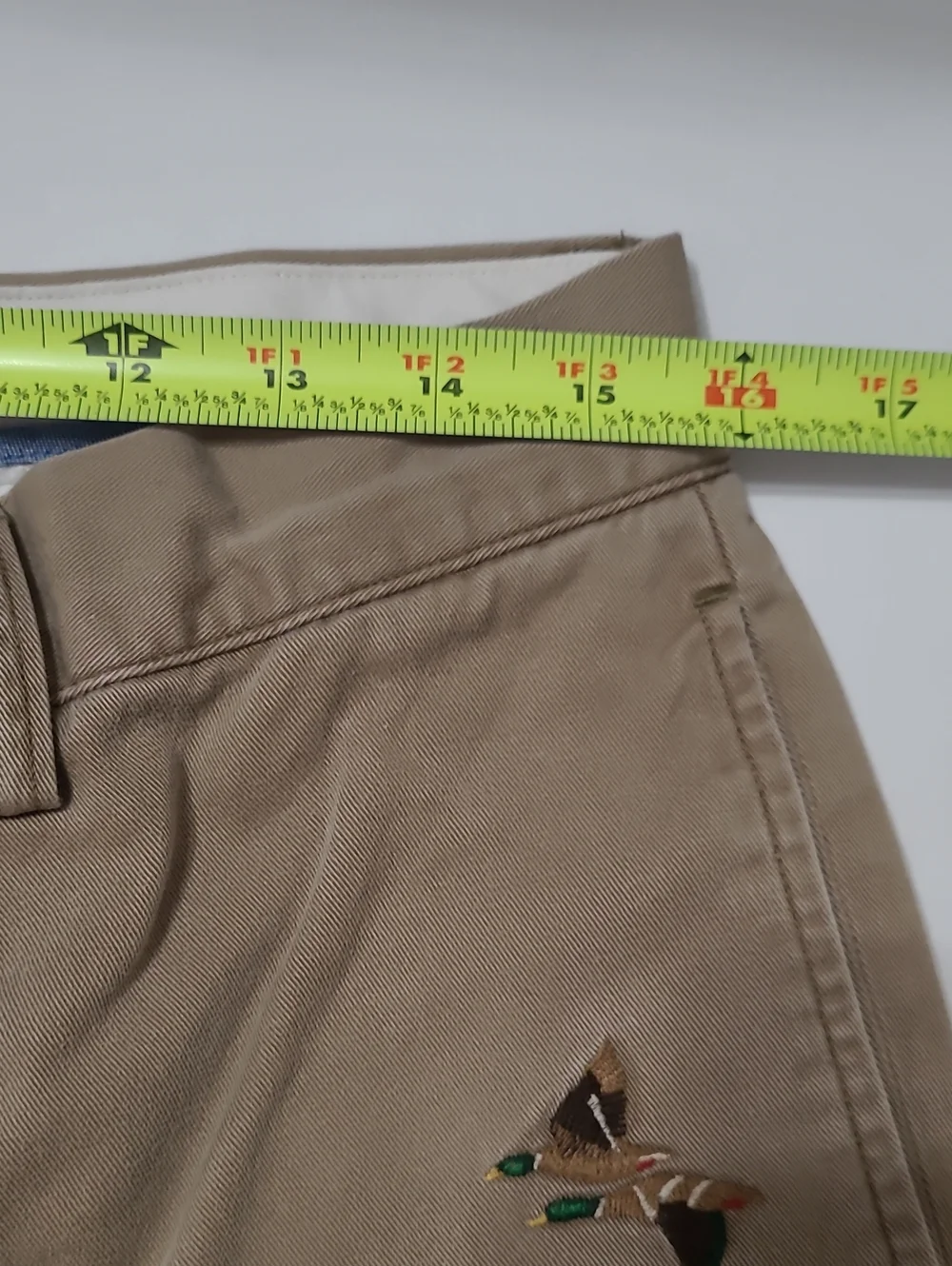 Polo by Ralph Lauren Khaki Straight Fit with Embroidered Mallard Ducks 33 waist